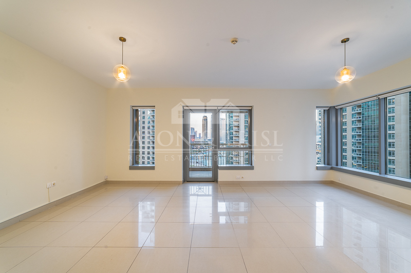 Fountain View | 2 Bed | 29 BLV | Outclass layout